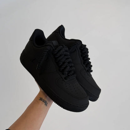 AF1 negro mate personalizado